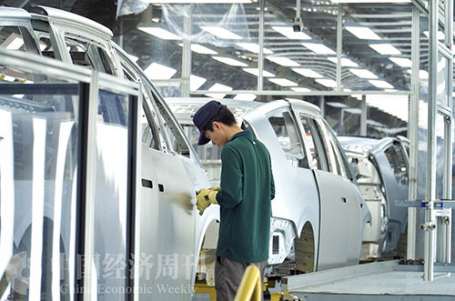 理想汽車“超級大腦” 驅動智能工廠革命，引領小車銷售新未來